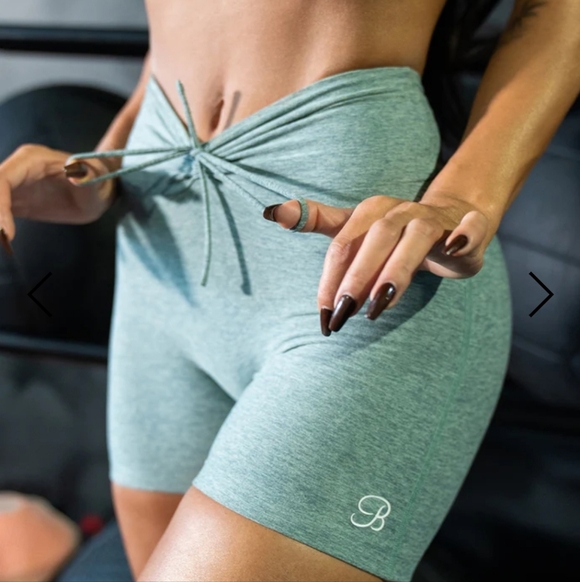 Bombshell Sportswear Pants - Nwot Bombshell Sportswear Curvemax Shorts Xs